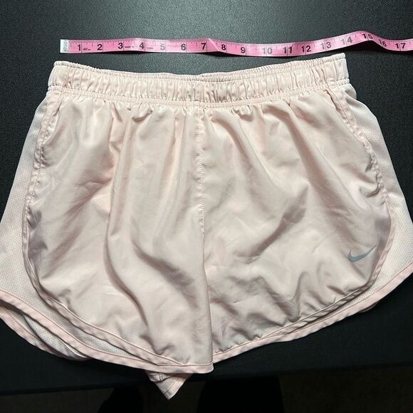 Nike Girl’s Dri-Fit Lined Running Shorts in Light Pink - Picture 7 of 9